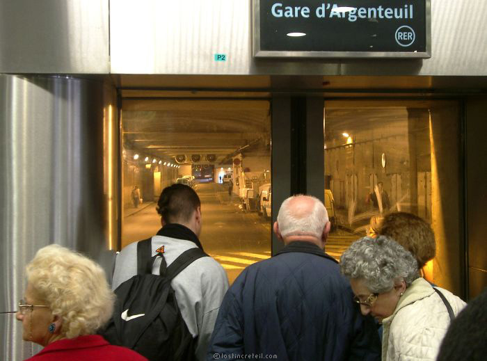 Bus station - La Defense